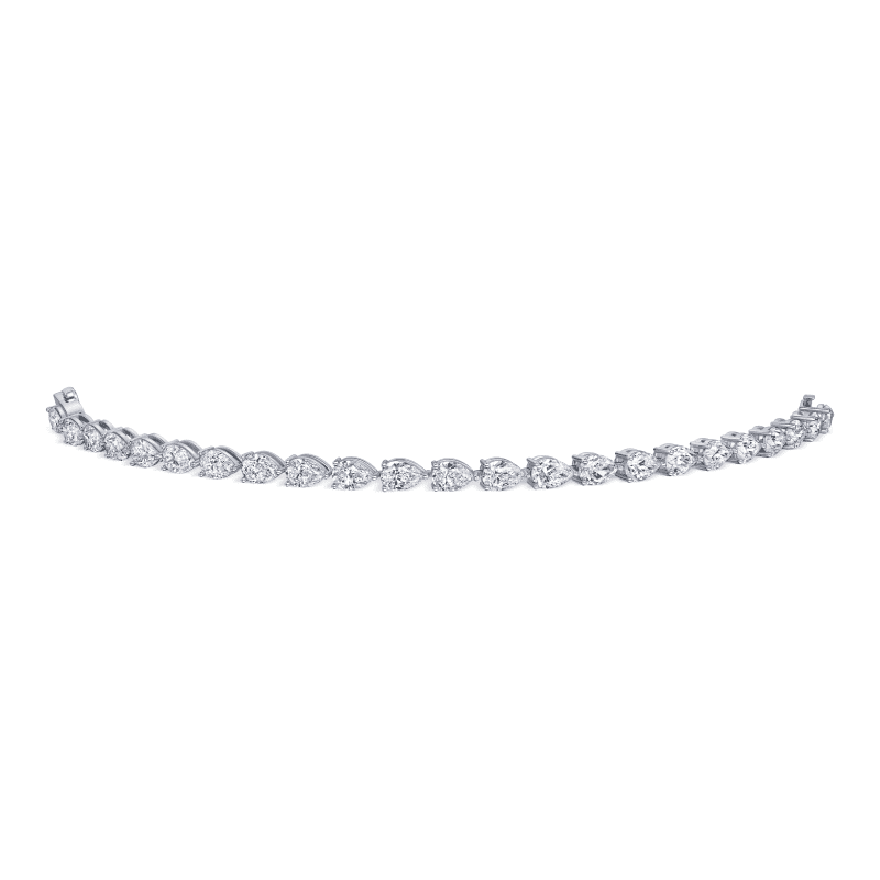 16 Carat D-F Flawless-VS2 Pear Shape Diamond Bracelet
