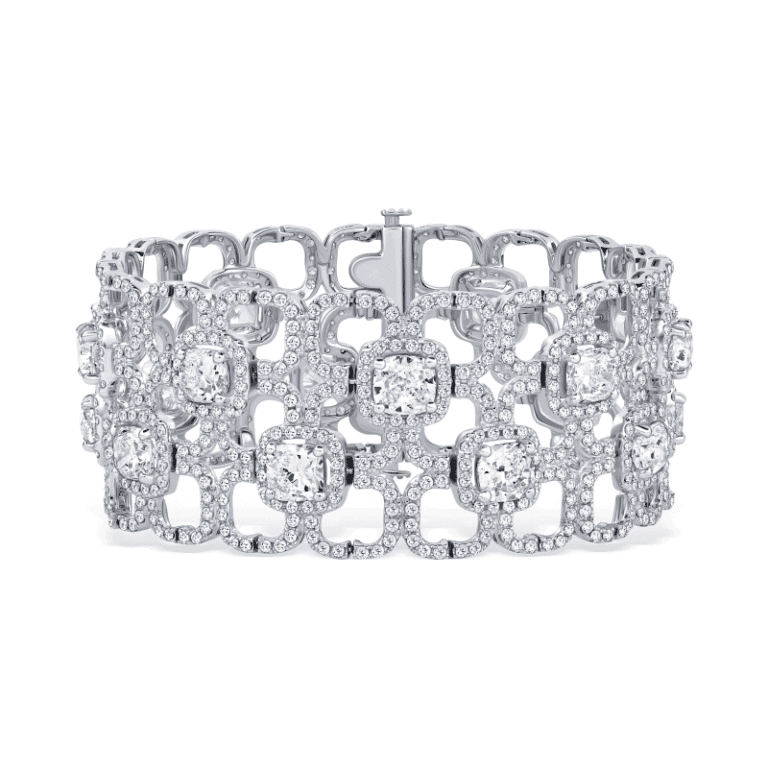 18ct D – F Flawless-VS2 Cushion Cut Diamond Bracelet
