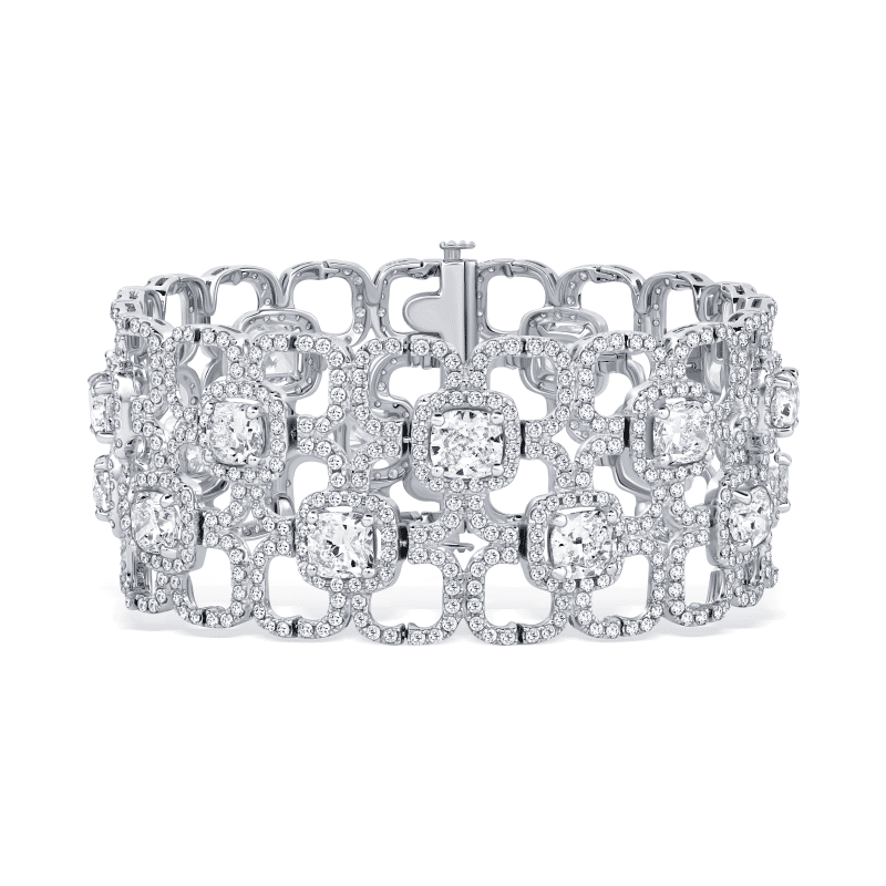 18ct D – F Flawless-VS2 Cushion Cut Diamond Bracelet