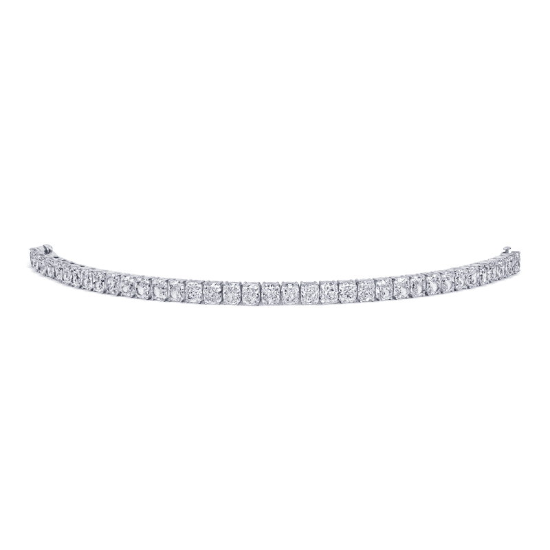 25 Carat D – F Flawless – VS2 Cushion Cut Diamond Bracelet