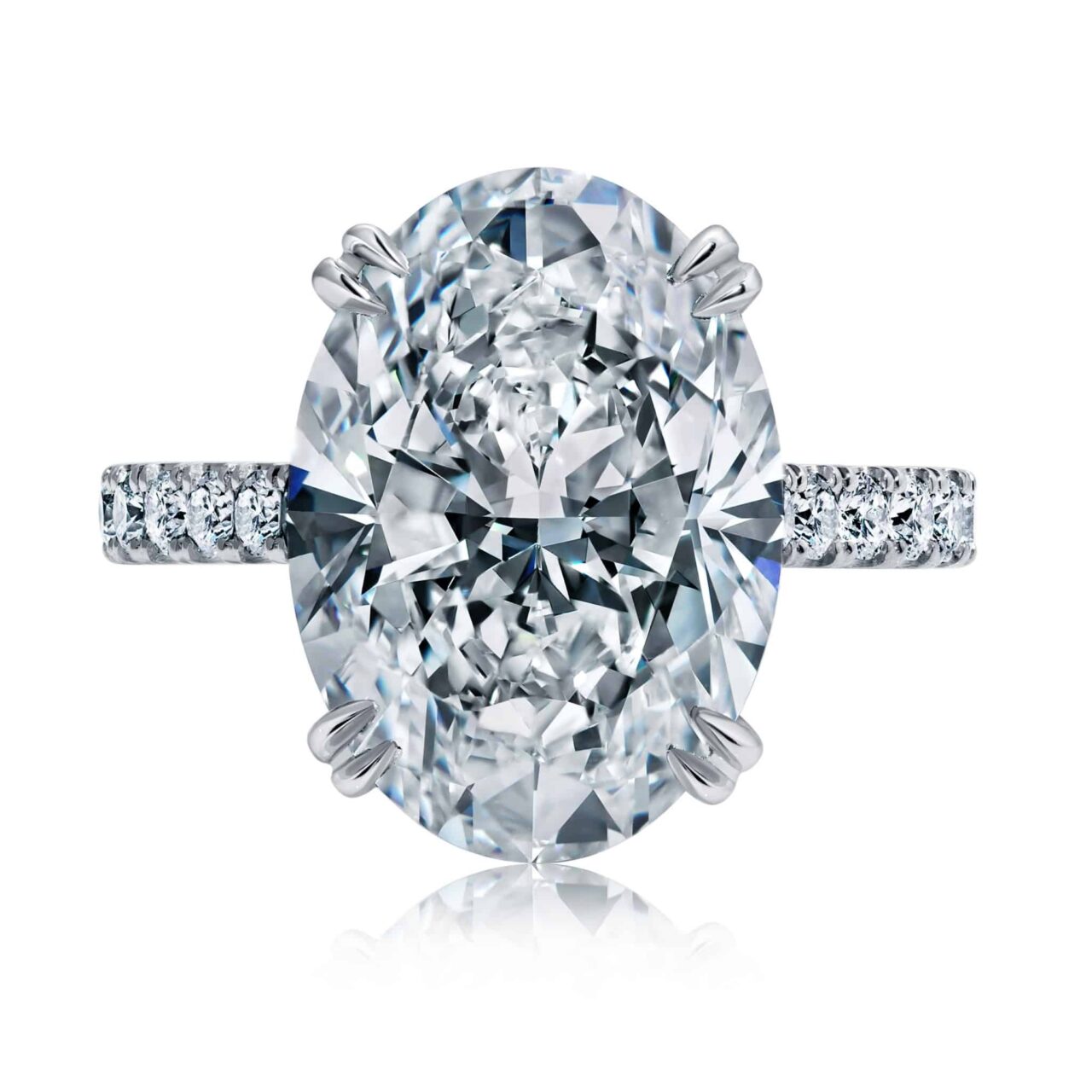 8 Carat G VS1 Oval Cut Diamond Ring
